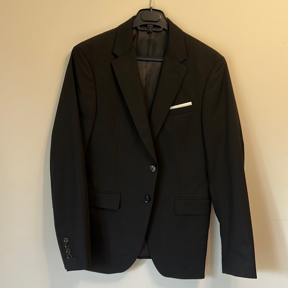 Rarely used. I am sellling it because the size very small to me